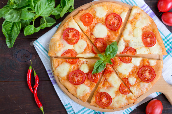 MARGARİTA PİZZA 