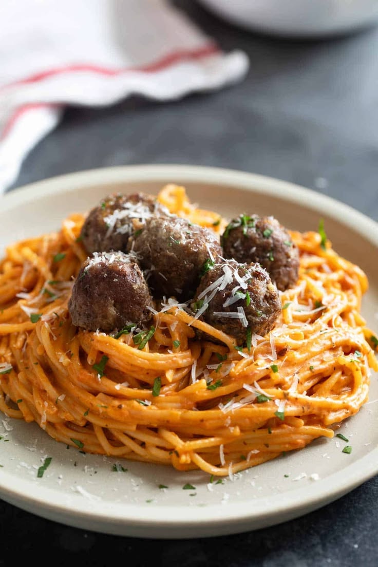 SPAGETTİ POLPET